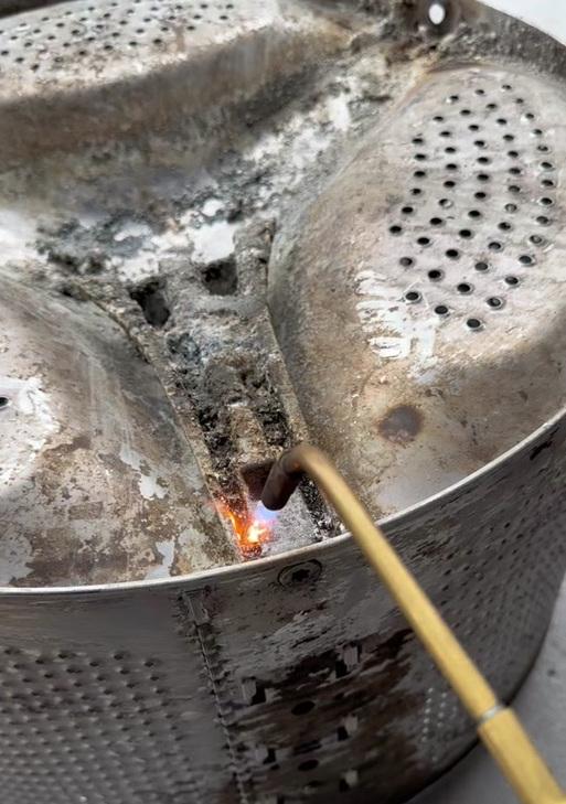 解决滚筒洗衣机甩干跑位的有效方法（学会正确修复洗衣机甩干跑位问题，提高家居生活质量）