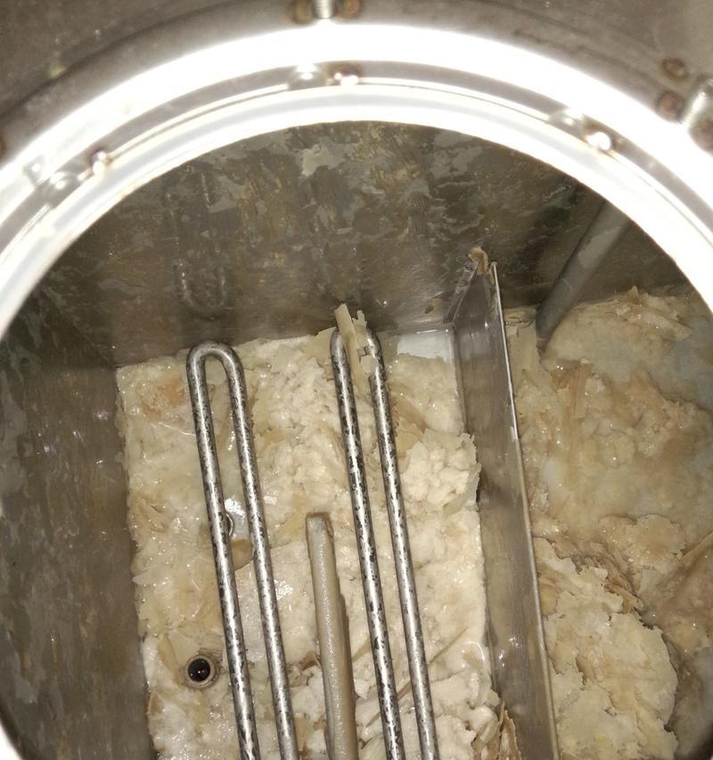 热水器内壁铜锈处理方法（告别铜锈）