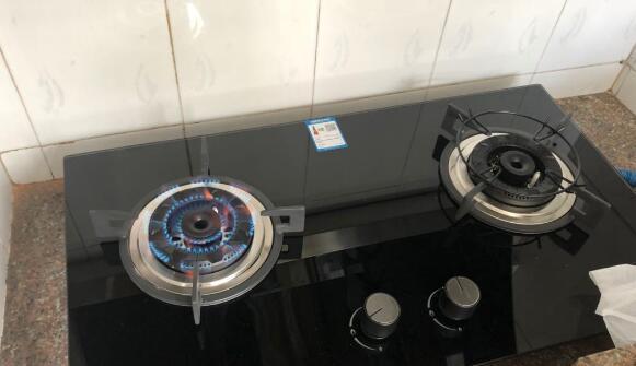 如何选择适合房山区的燃气灶（从品牌到性能）