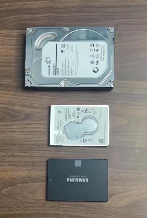 固态硬盘与致态硬盘有何区别？各自的特点是什么？