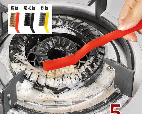 如何彻底清洁油烟机缝隙（简单实用的清洁方法）