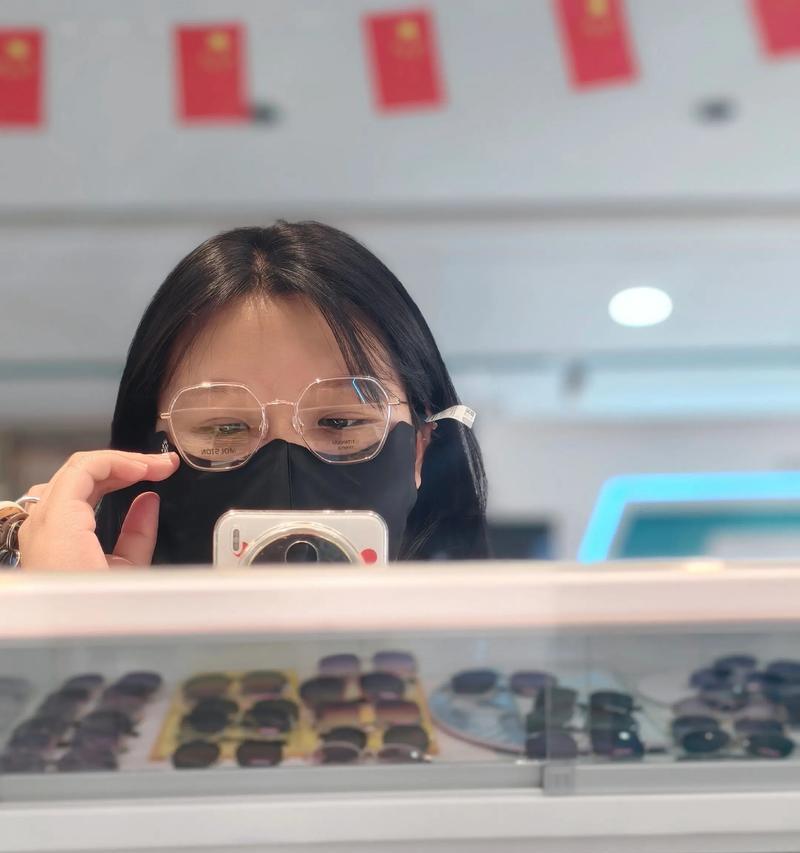 相机拍照时脸显得大的原因是什么？