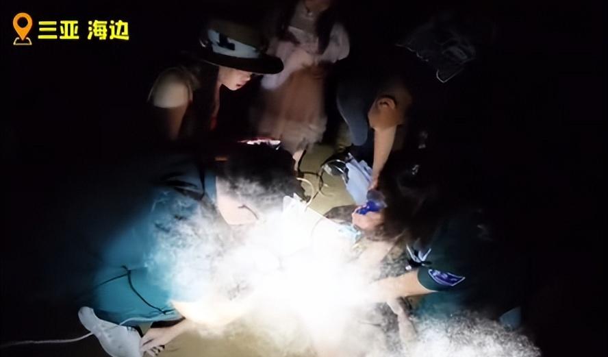 男子三亚溺亡后续，漂亮妻子崩溃大哭，女儿目睹全程，网友不同情
