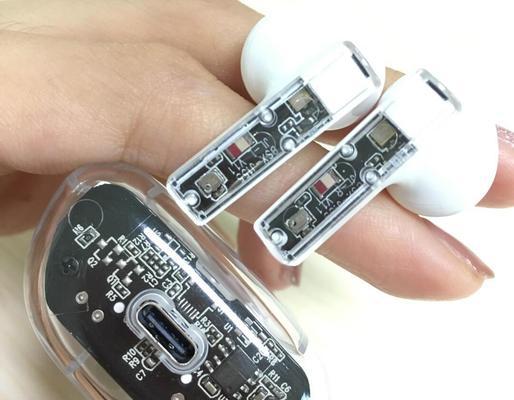 透明耳机的型号选择标准是什么？
