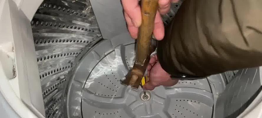 三星洗衣机不转的可能原因及解决方法（解析三星洗衣机不转的常见故障及处理技巧）