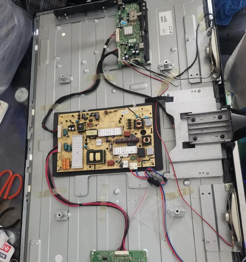 电视机指示灯标红，应该如何处理（解决电视机指示灯标红问题的简单方法）