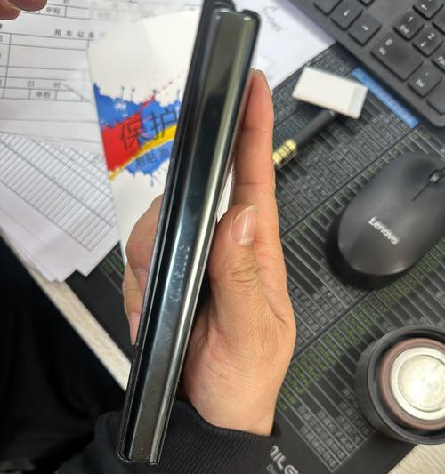 折叠屏转轴膜的作用是什么？如何选择合适的膜？