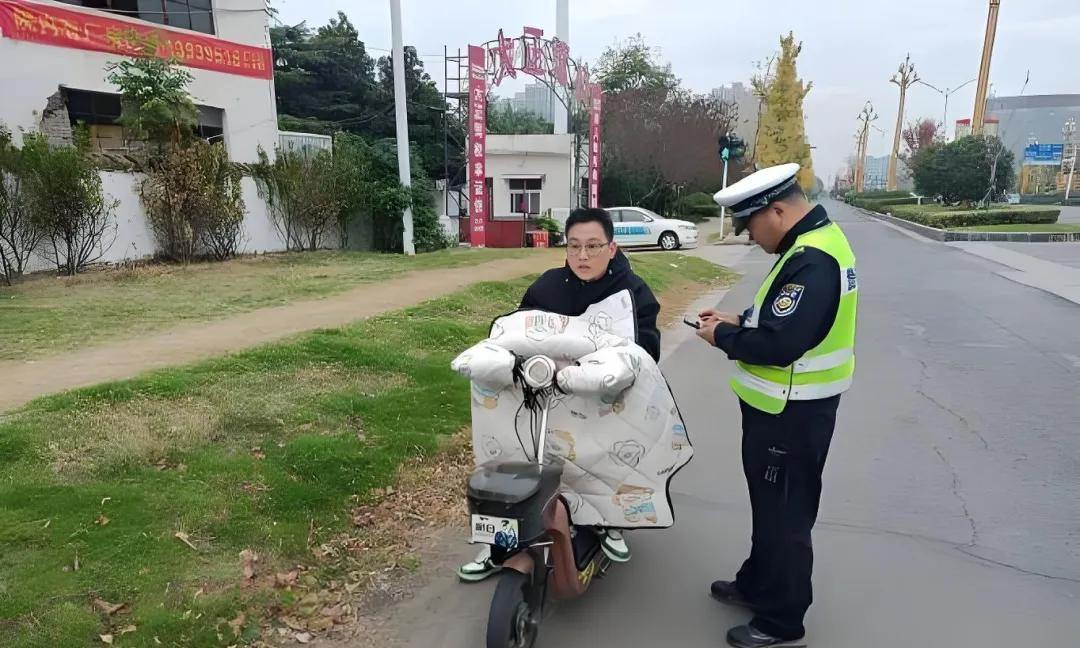 电动车驾照要求明确了！2种车无证驾驶不处罚，3种最高罚2000！