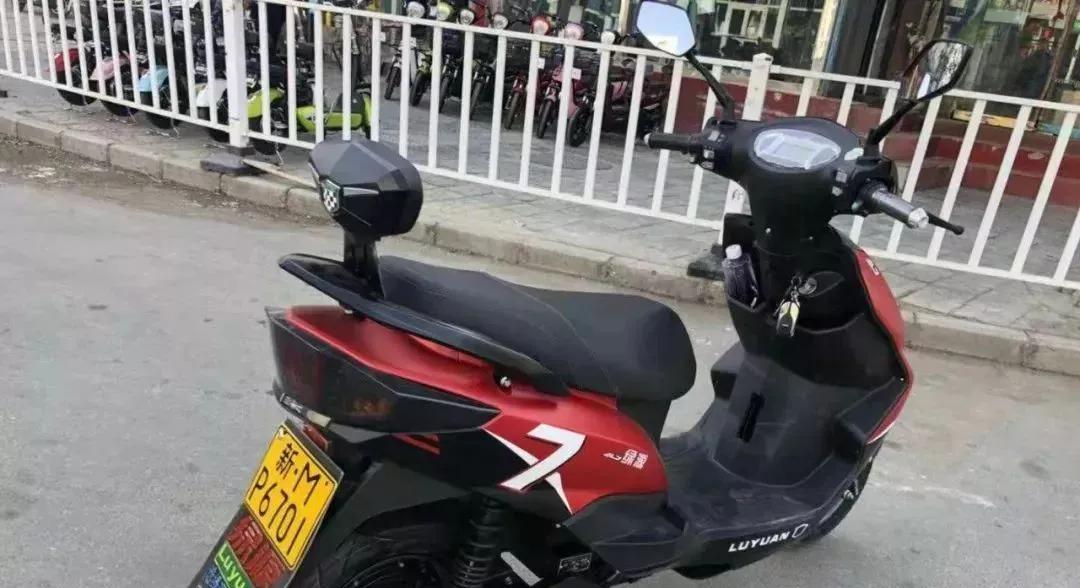 电动车驾照要求明确了！2种车无证驾驶不处罚，3种最高罚2000！