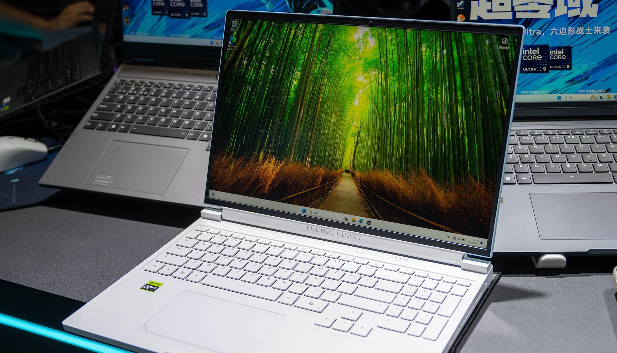 王级性价比！存储涨价下5070Ti游戏本补贴还有冰点价，蹲到速拿下