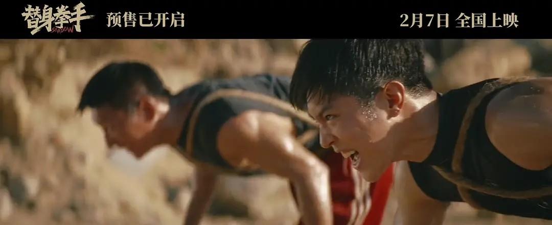 首映日仅15万票房，《狂飙》阿如那主演电影惨败，徐峥也栽个跟头