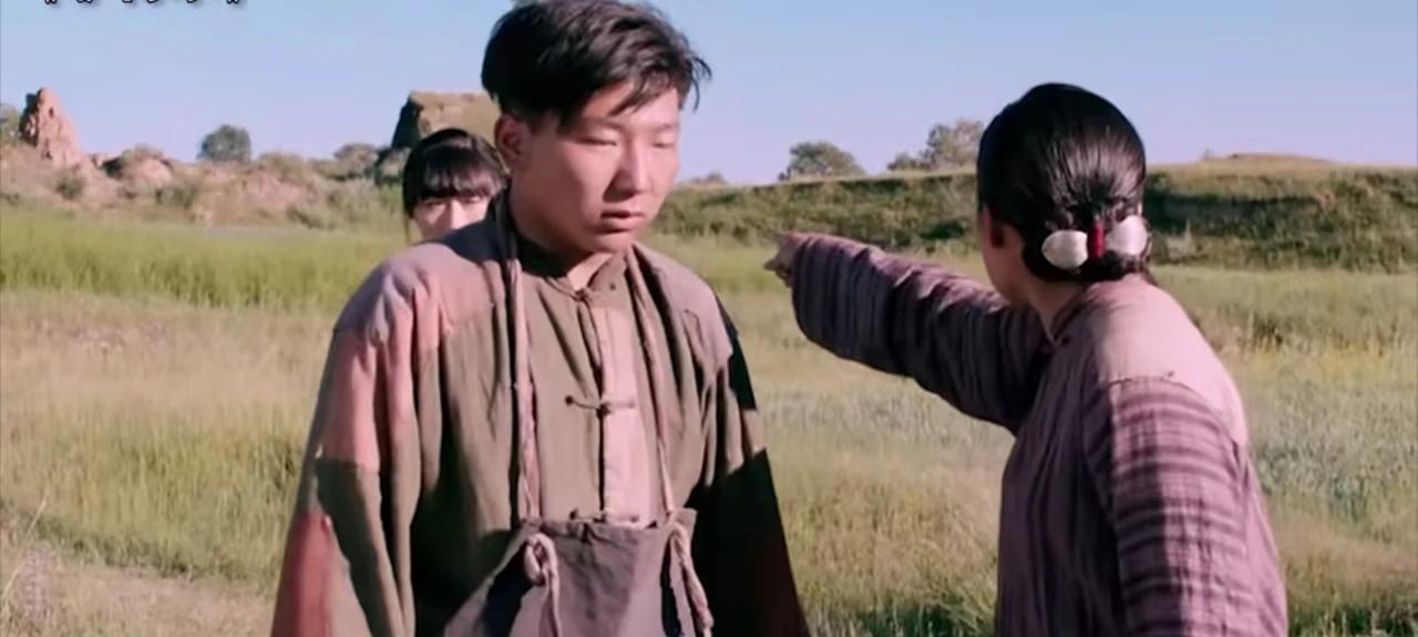 首映日仅15万票房，《狂飙》阿如那主演电影惨败，徐峥也栽个跟头