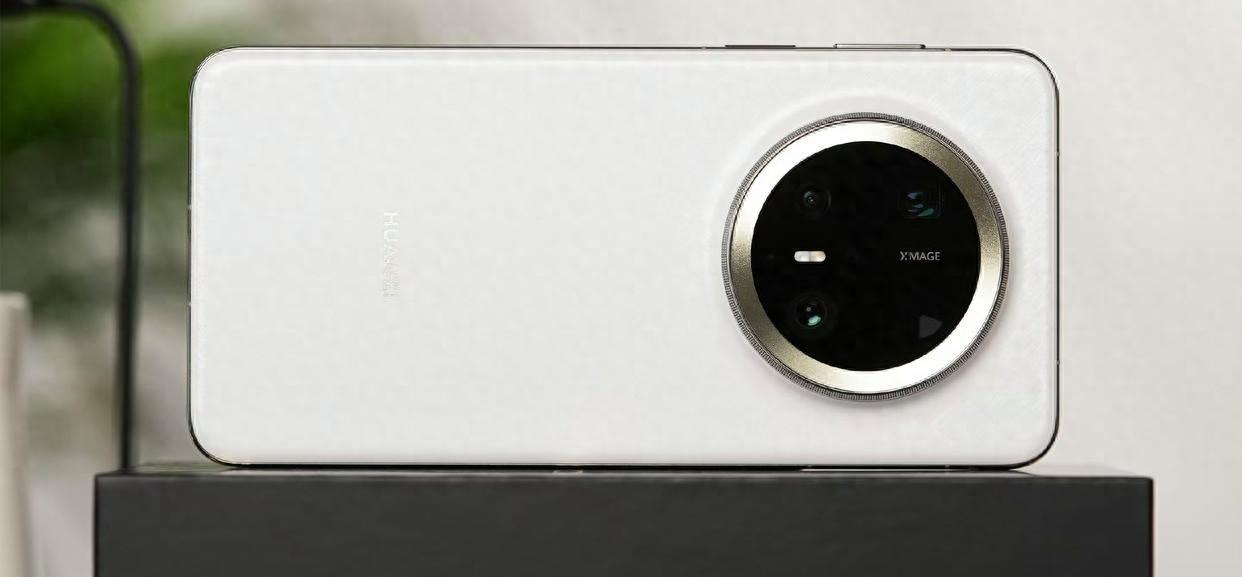 华为开启“清仓模式”，16GB+512GB暴跌3450元，3D人脸+钛金属