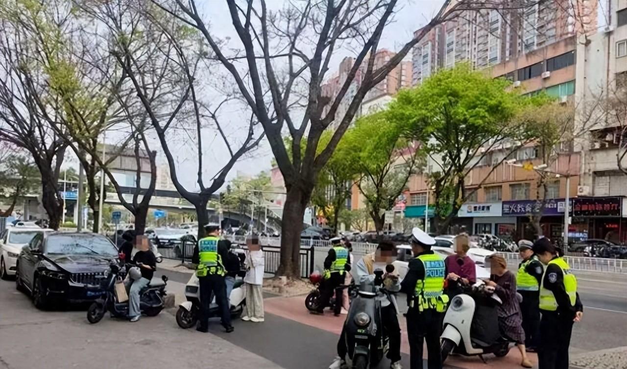 严查电动车该停了！国家级文件：杜绝“以罚代管、乱查乱罚”！